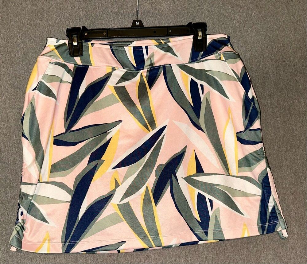 Lady Hagen medium Desert Getaway Side Ruched Golf Skort Retro Leaf Frosted Pink
